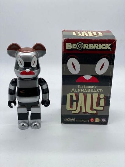 Be@rbrick 

Tim Biskup's Alphabeast: CALLI...