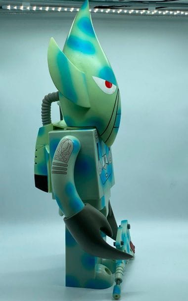 Kubrick X Futura 2000

Unkle Pointman (Blue...