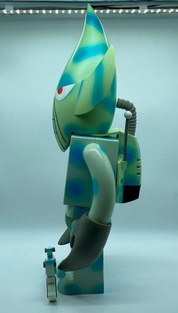 Kubrick X Futura 2000

Unkle Pointman (Blue...