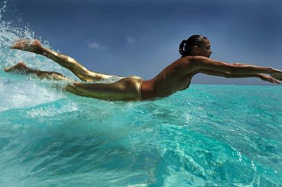 Fred Meylan
Maldives Gold 2005, Edition 100x150...