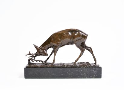 E ZEHLE (Ernst)

Deer rubbing the antlers

Bronze...