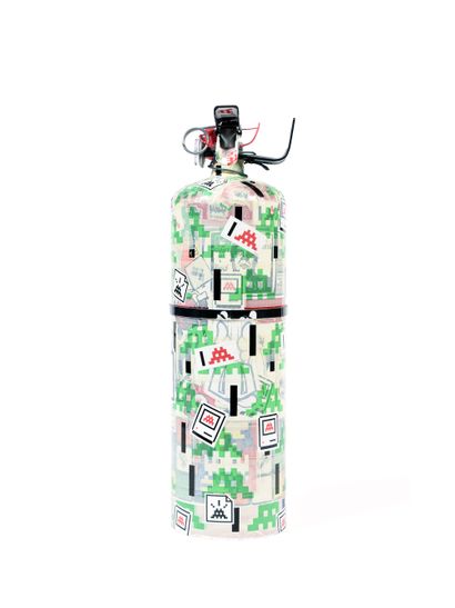 INVADER (Français, né en 1969)
Sticked Extinguisher,...