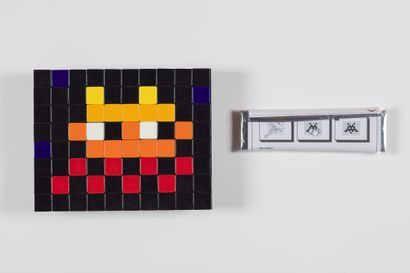 INVADER (Français, né en 1969)
Invasion Kit...