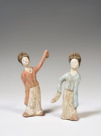
Deux statuettes en terre cuite polychrome,...