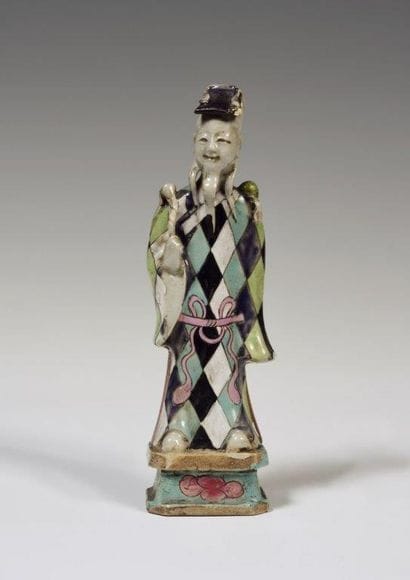 
Chine

Statuette de dignitaire en porcelaine...