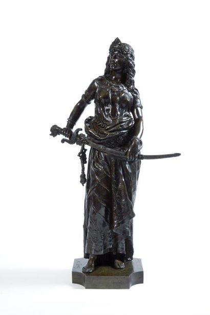 LEVY

Salomé

Statue en bronze ciselé à patine...