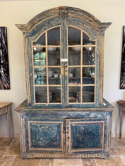 Piece of furniture with two bodies in wood...