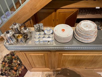 Part of service including:

Plate with floral...