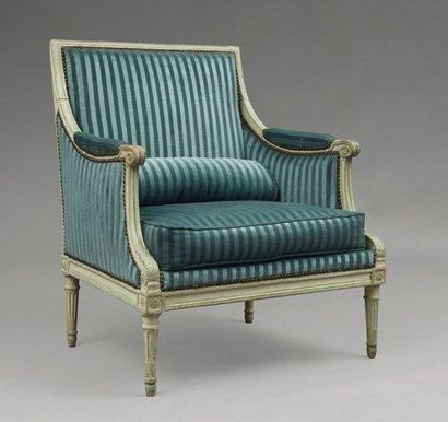 MARQUISE en bois légèrement teintée grise,...
