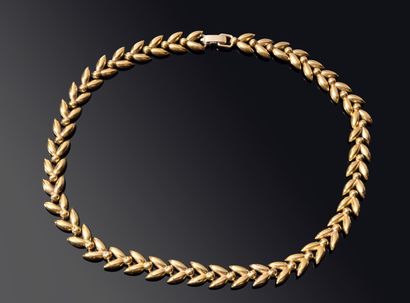 BRACELET MONTRE ronde de dame in yellow gold...