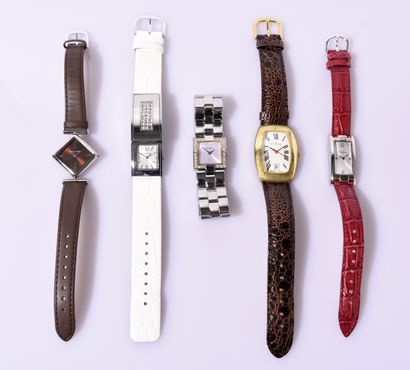 LOT comprising
51 metal BRACELETS WATCHES
(Photo...