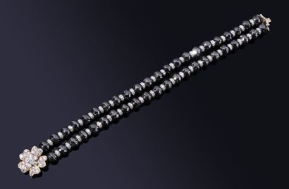BRACELET double strands of faceted hematite...