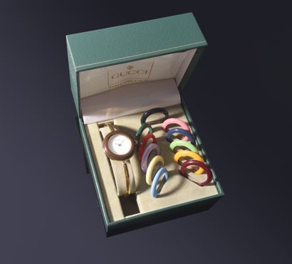 GUCCI
BRACELET WATCH in gold-plated metal.
Interchangeable...