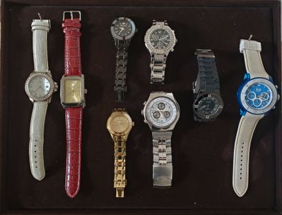 SET OF 8 WATCHES

HP WATCH 38 mm round dial...