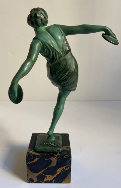 FAVRAL (20th century)

The dancer with cymbals

Proof...