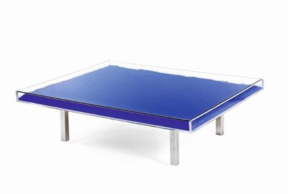 Yves KLEIN (1928-1962)
Table IKB®
Créée en...