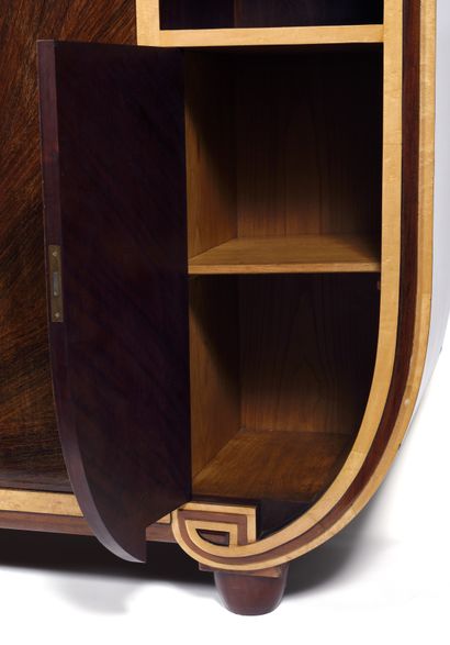 Louis MAJORELLE (1859-1926)
Meuble de rangement,...