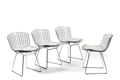 Harry BERTOIA D’après
Suite de quatre chaises...