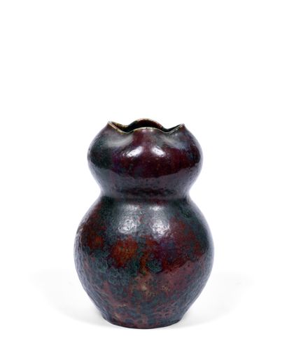 DALPAYRAT
Vase en grès émaillé, signé et...