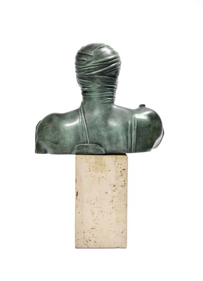 Igor MITORAJ (1944-2014)
Argos
Buste en bronze...