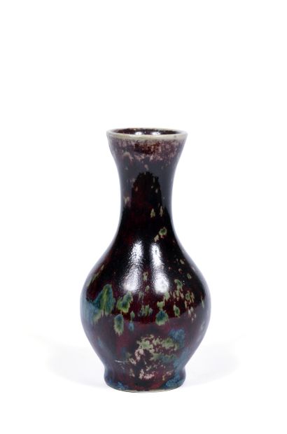 DALPAYRAT
Vase en grès émaillé, signé et...