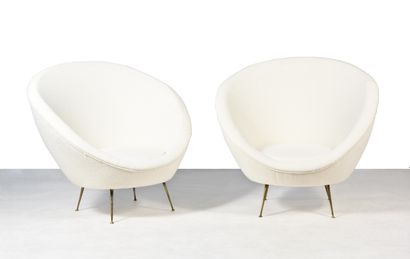 Paire de fauteuils
de forme coque garni de...