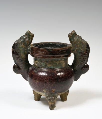 Chine 
Brûle-parfum en céramique émaillée...