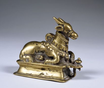 Southern India
Copper alloy.
H. 10 × 13 cm
Vehicle...
