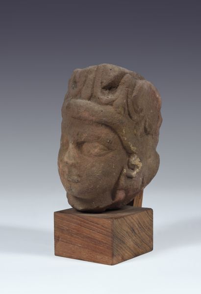 Head of a divinity
India, Gupta period, circa...