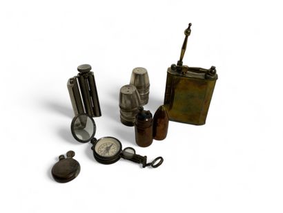 Lighter with shell bullet motif, a circular...