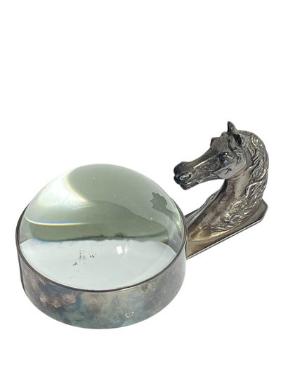 Paperweight magnifier with horse head, silver-plated...
