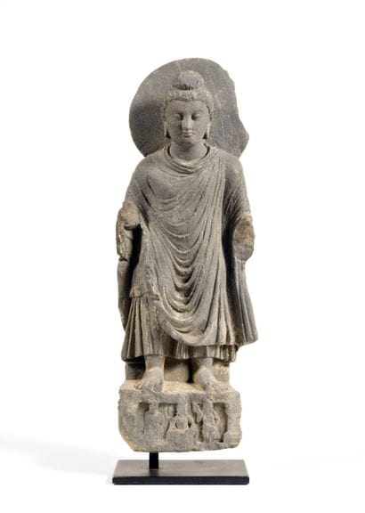 Buddha
Art du Gandhâra circa IIIe-IVe siècle
Schiste.
H....