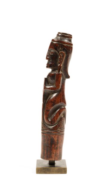 Poignée Batak
Sumatra
Bois. H. 16,5 cm
Belle...