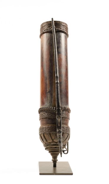 Carquois Dayak
Bornéo
Bambou, bois, fibres....