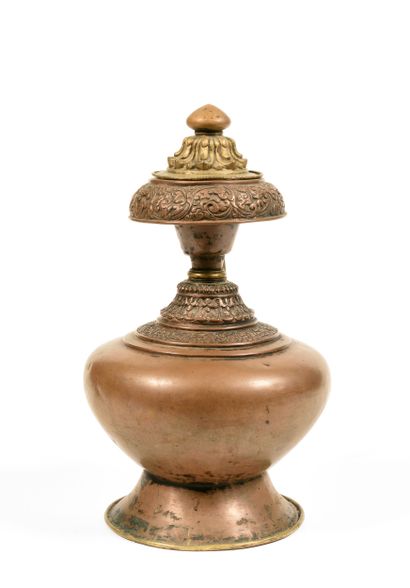 Vase / verseuse bumpa
Tibet circa XIXe siècle
Cuivre...