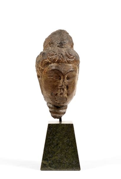 Tête de Buddha
Chine, dynastie Tang (618-907)
Pierre....
