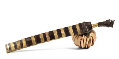 Sabre « balato »
Nias (Indonésie)
Bois, laiton,...
