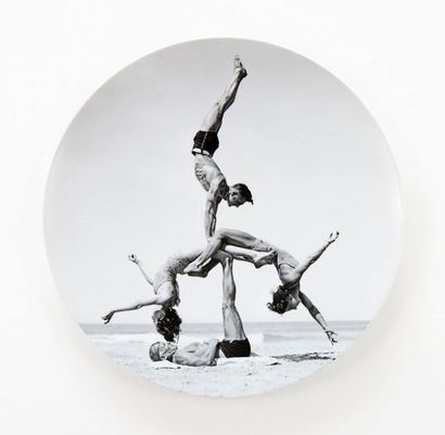 JEFF KOONS (Américain, né en 1955)
Assiette...