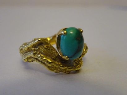 Bague mouvementée en or jaune (18 carats)...