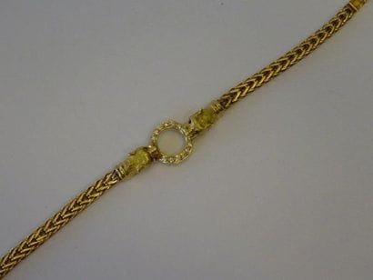 BRACELET EN OR JAUNE 18 CARATS (750 MILLIÈMES)...