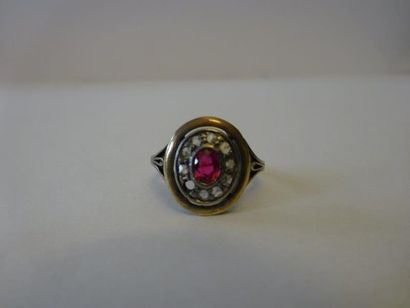 BAGUE EN OR ET ARGENT Bague en or et argent...