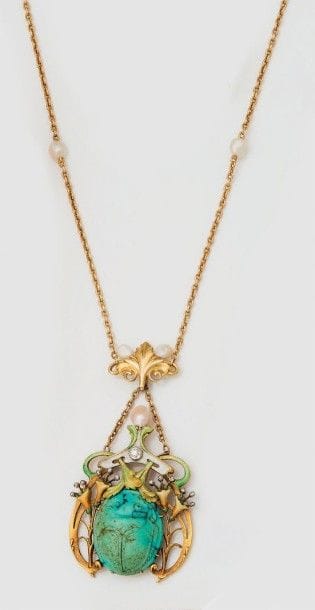 CHAINE AVEC PENDENTIF ART NOUVEAU Chainette...