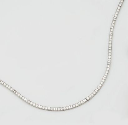 COLLIER DIAMANTS Entièrement flexible et...