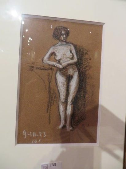 Léon JOUHAUD ( 1874-1950)


Nu féminin débout,...