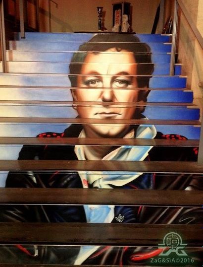 ZAG & SÌA (Français)
Coluche

Peinture aérosol...