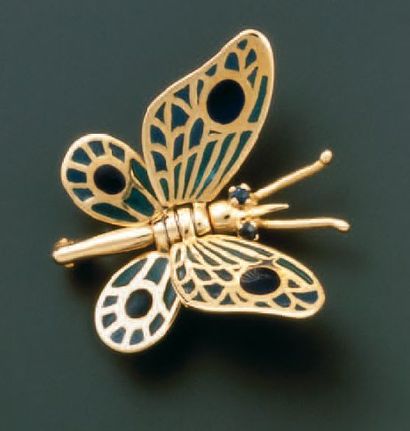 BROCHE PAPILLON en or jaune, les ailes mobiles...