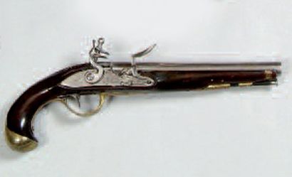 PISTOLET D'ARÇON À SILEX D'OFFICIER. Canon...