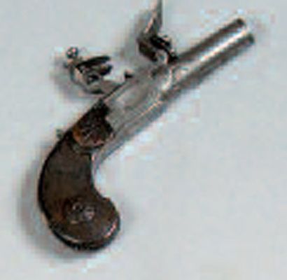 PISTOLET À COFFRE, À SILEX. Canon rond, à...