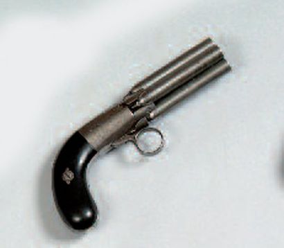 REVOLVER POIVRIÈRE « MARIETTE » À PERCUSSION,...