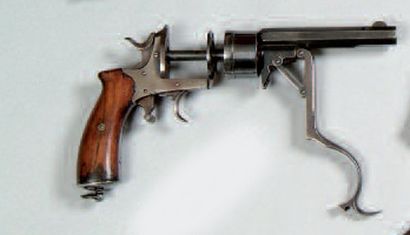 REVOLVER « GALAND » À EXTRACTEUR AUTOMATIQUE,...